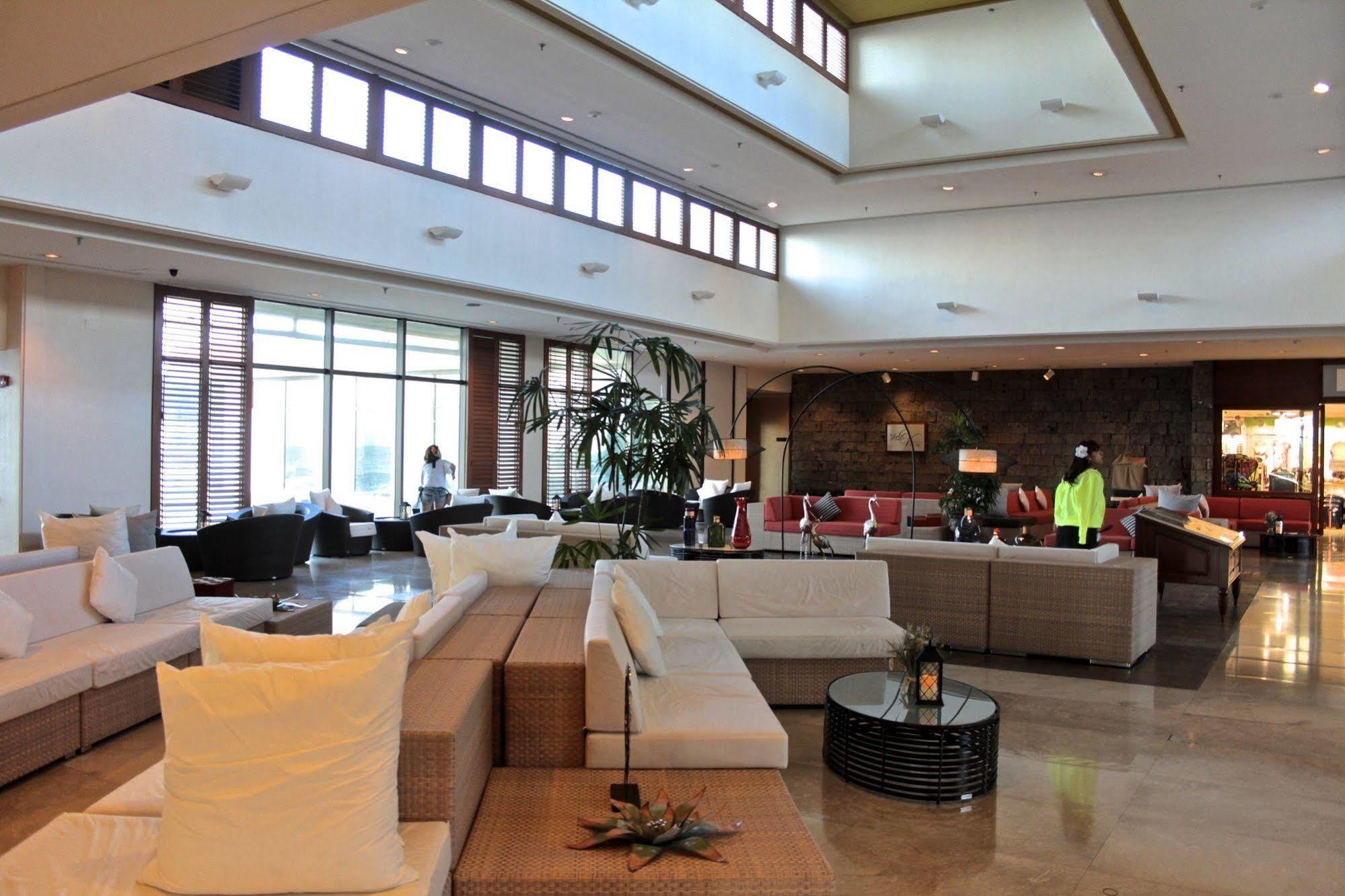Pacific Star Resort & Spa Tamuning Buitenkant foto